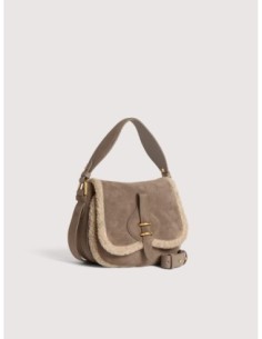 Borsa a mano in camoscio ed ecopelliccia Coccinelle Mavery Small – Warm Taupe - foto 1 2