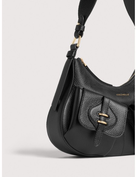 Borsa a spalla in pelle con grana Coccinelle Mavery Pocket Small – Noir - foto 4