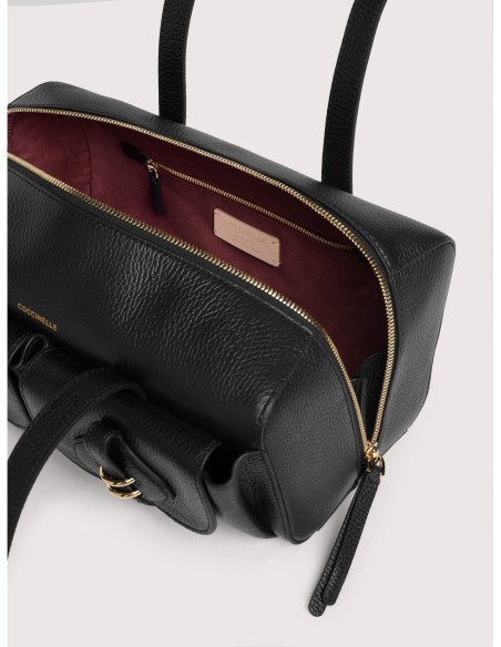Borsa baguette a spalla in pelle con grana Coccinelle Mavery Pocket Medium – Noir - foto 3