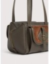 Borsa a spalla compatta in tessuto cerato e pelle Coccinelle Mavery Pocket Small – Fango/Cognac
