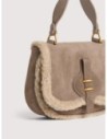 Minibag in camoscio ed ecopelliccia Coccinelle Mavery Mini – Warm Taupe