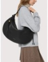 Borsa a spalla in pelle con grana Coccinelle Thess Large – Noir Borsa a spalla in pelle con grana Coccinelle Thess Large – Noir