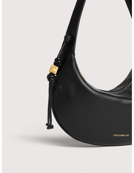 Borsa a spalla in pelle con grana Coccinelle Thess Small – Noir - foto 4