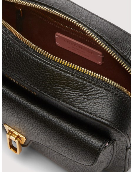 Camera bag in pelle con grana Coccinelle Beat Small – Noir - foto 3