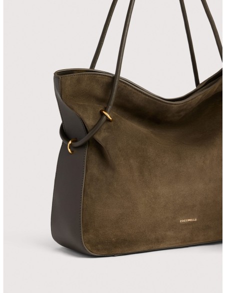 Borsa shopping in camoscio Coccinelle Lizzie Medium – Fango - foto 4