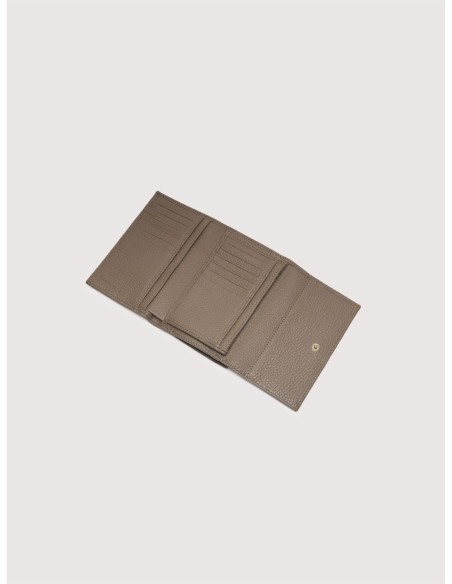 Portafoglio medio con patta in pelle con grana Coccinelle Metallic Medium – Warm Taupe - foto 2