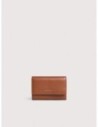 Portafoglio medio con patta in pelle con grana Coccinelle Metallic Medium – Cognac Portafoglio medio con patta in pelle con grana Coccinelle Metallic Medium – Cognac