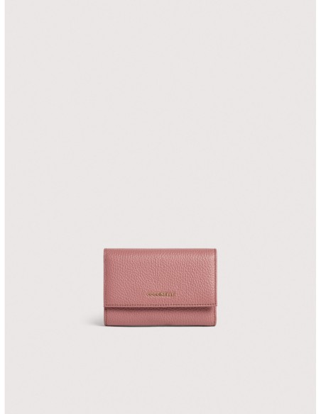 Portafoglio medio con patta in pelle con grana Coccinelle Metallic Medium – Winter Rose - foto 1