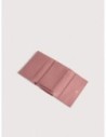 Portafoglio medio con patta in pelle con grana Coccinelle Metallic Medium – Winter Rose