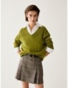 Pull scollo a V in blend di lana Penny Black – Pistacchio Pull scollo a V in blend di lana Penny Black – Pistacchio