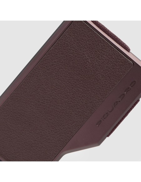 Portacarte di credito MagSafe con fascia elastica Piquadro Circle – Bordeaux/rosa - foto 3