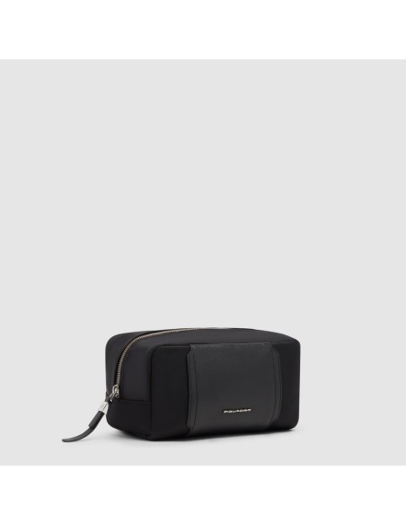 Beauty case piccolo in tessuto riciclato Piquadro Lyra – Nero - foto 2