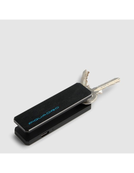 Portachiavi personalizzabile in pelle con tracker Piquadro Blue Square – Nero - foto 3