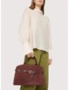Borsa a mano in camoscio Coccinelle Sabine Medium – Berry